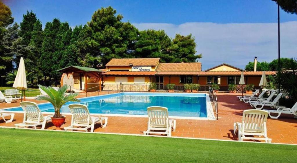 Ranieli Apartments Drapia Экстерьер фото